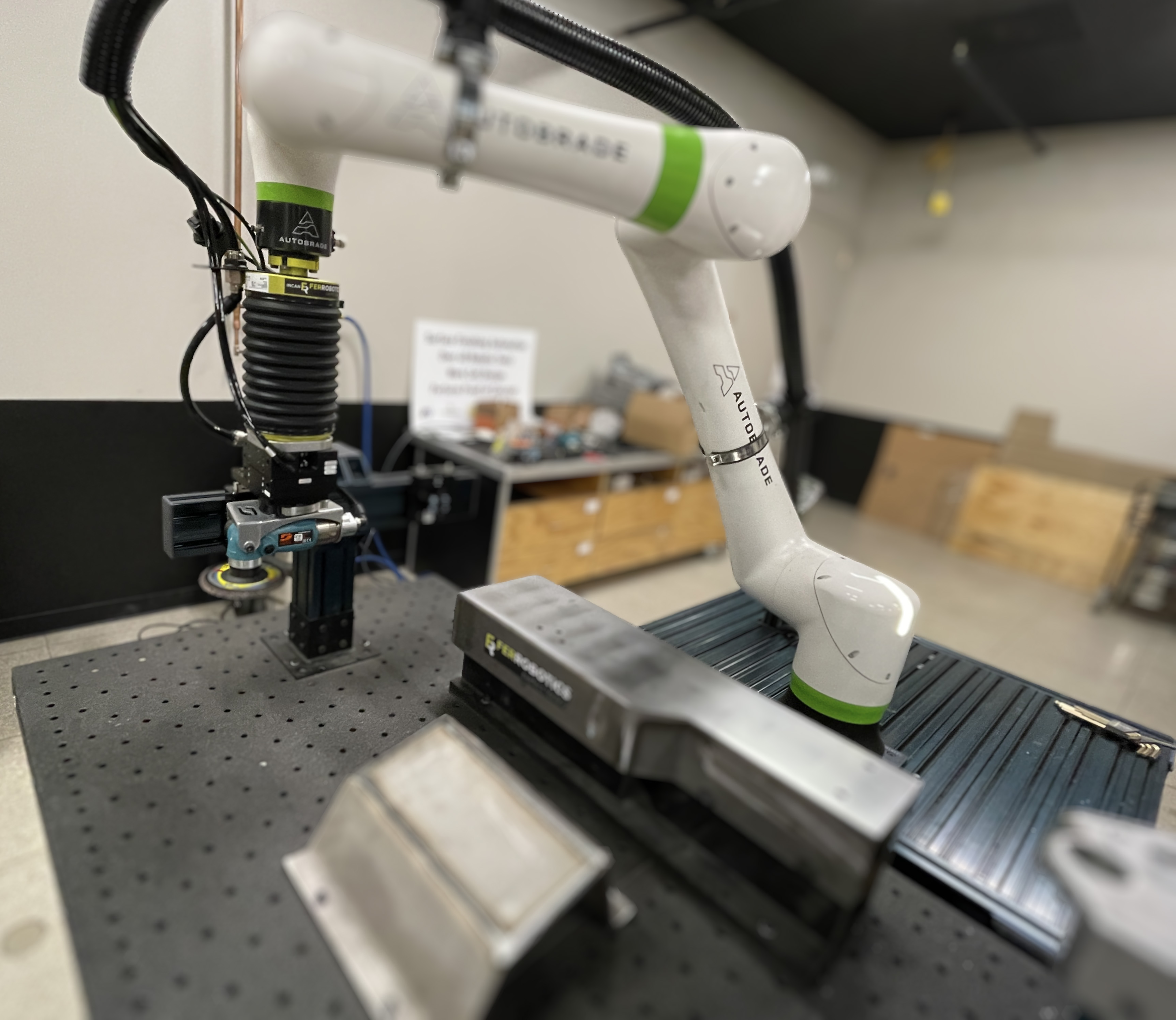 Meuleuse pour bras de robot